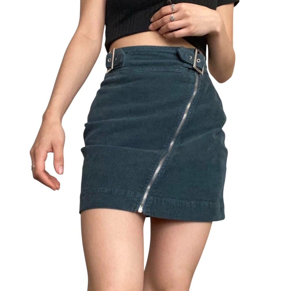 Women’s Hunter Green Urban Outfitters Harmony Corduroy Mini Skirt SZ S